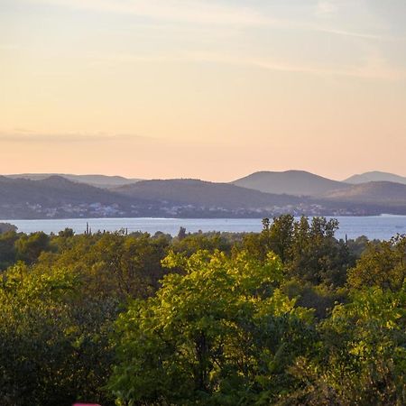 Holiday Home Hacienda Bilice Σίμπενικ Εξωτερικό φωτογραφία