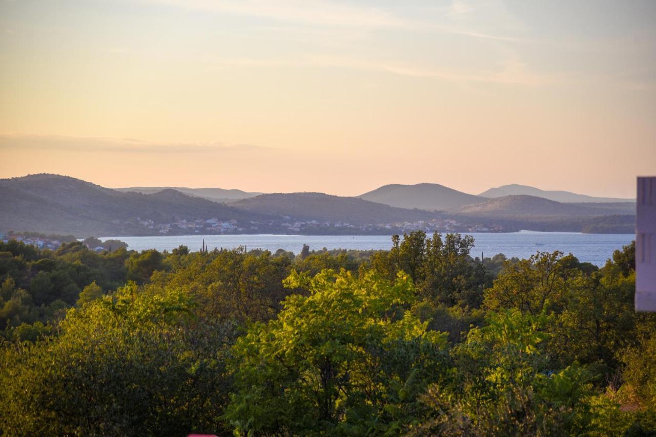 Holiday Home Hacienda Bilice Σίμπενικ Εξωτερικό φωτογραφία